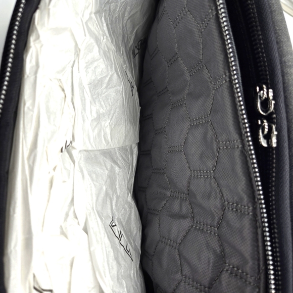 #98 NWT - Harrison Avondale Top Zip Brief - Charcoal - Picture 14 of 16